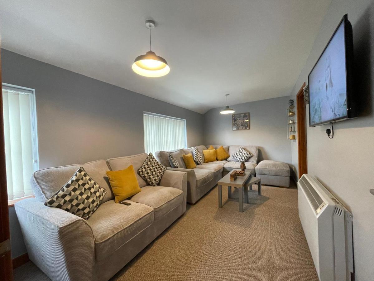 Westend Holiday Let 3 Брекон Экстерьер фото